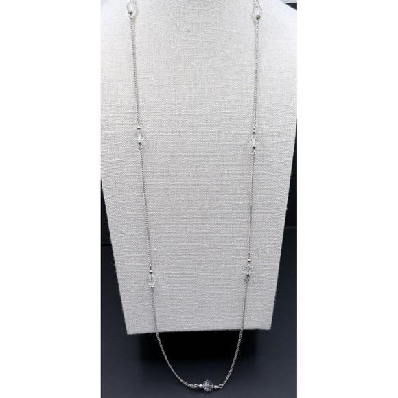 Vintage Avon Dainty Crystal Beaded Silver Tone Links Station Necklace 30" 1977 - Picture 2 of 8